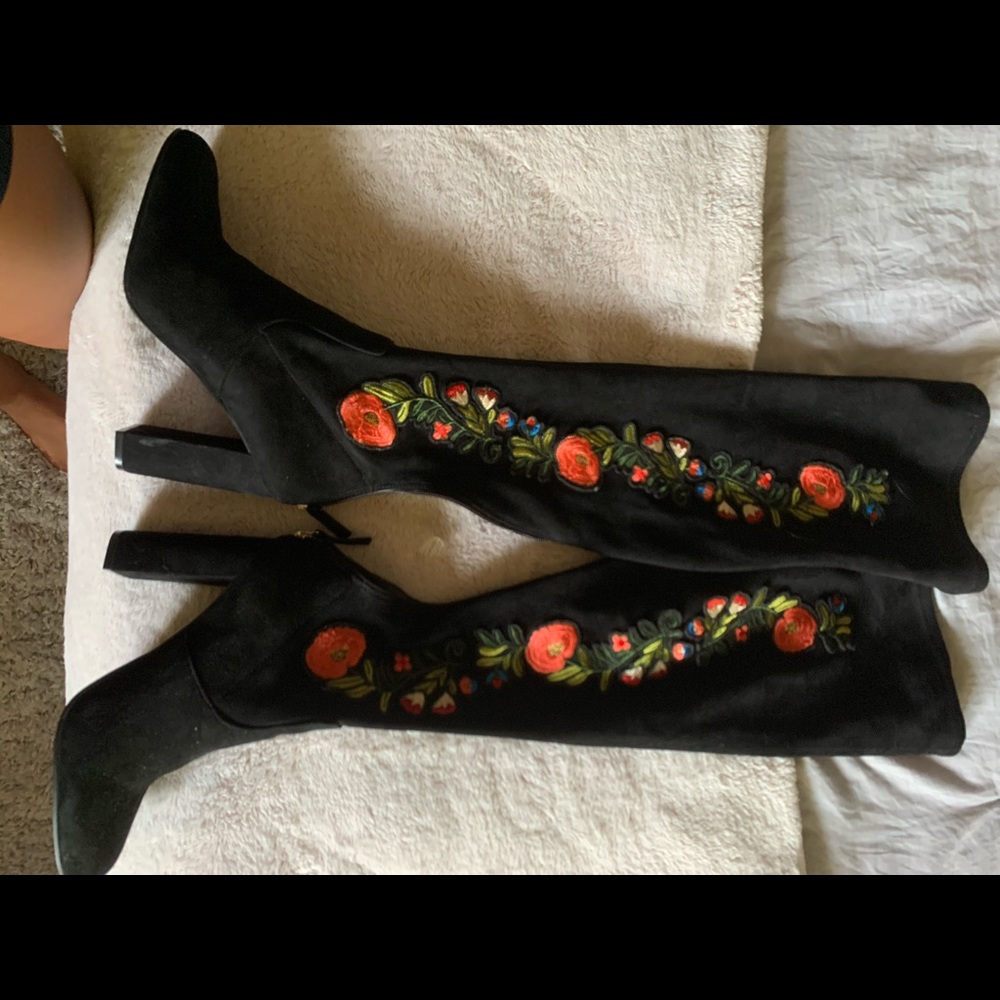 Embroidered Steve Madden boots